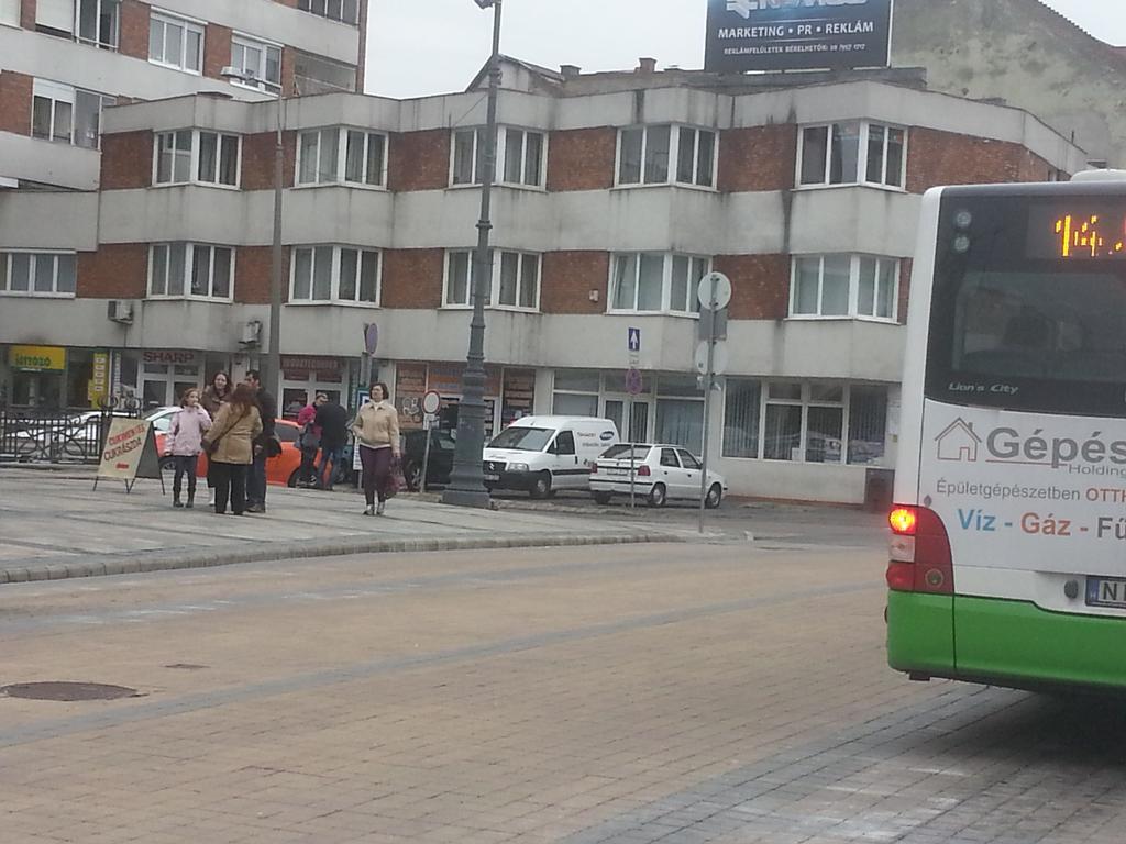 Szinva Apartman מישקולץ מראה חיצוני תמונה